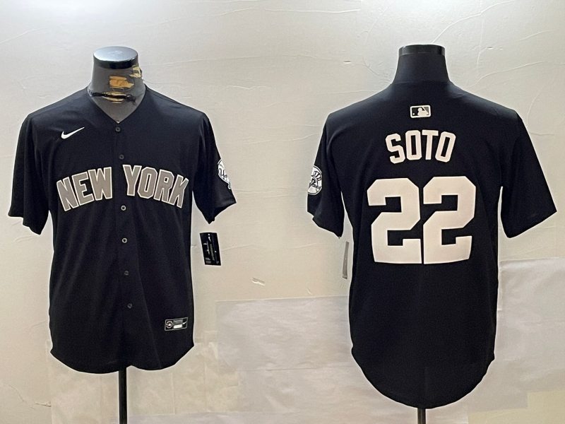 Men's New York Yankees Juan Soto Black Game Jersey
